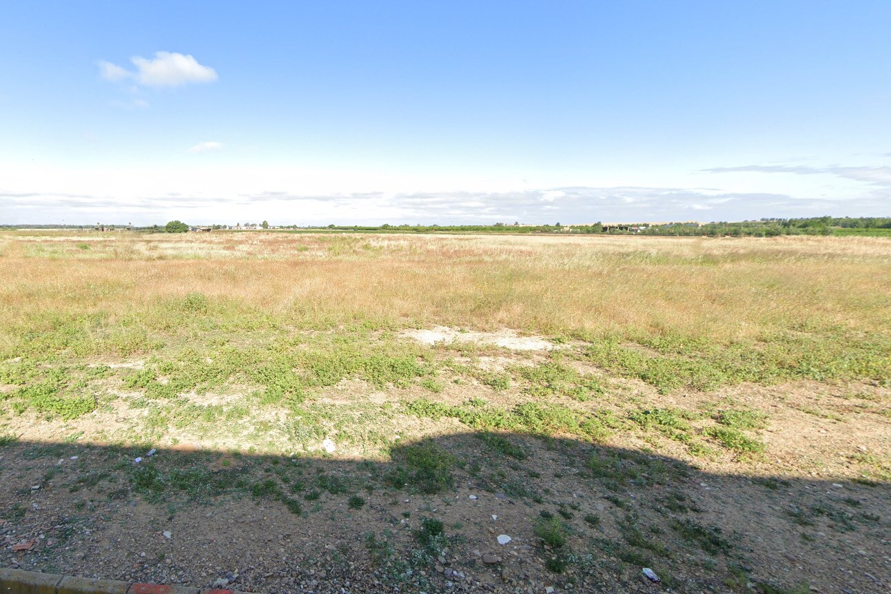 Calle Puebla de la Reina, Pueblonuevo del Guadiana, Badajoz en venta Vista aérea- Imagen 1 de 9