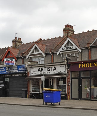 Más detalles de 324 Ballards Ln, London - Local en alquiler