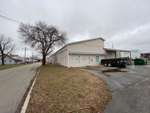 120-136 Iowa Ave, Belleville, IL en venta Foto del edificio- Imagen 1 de 8