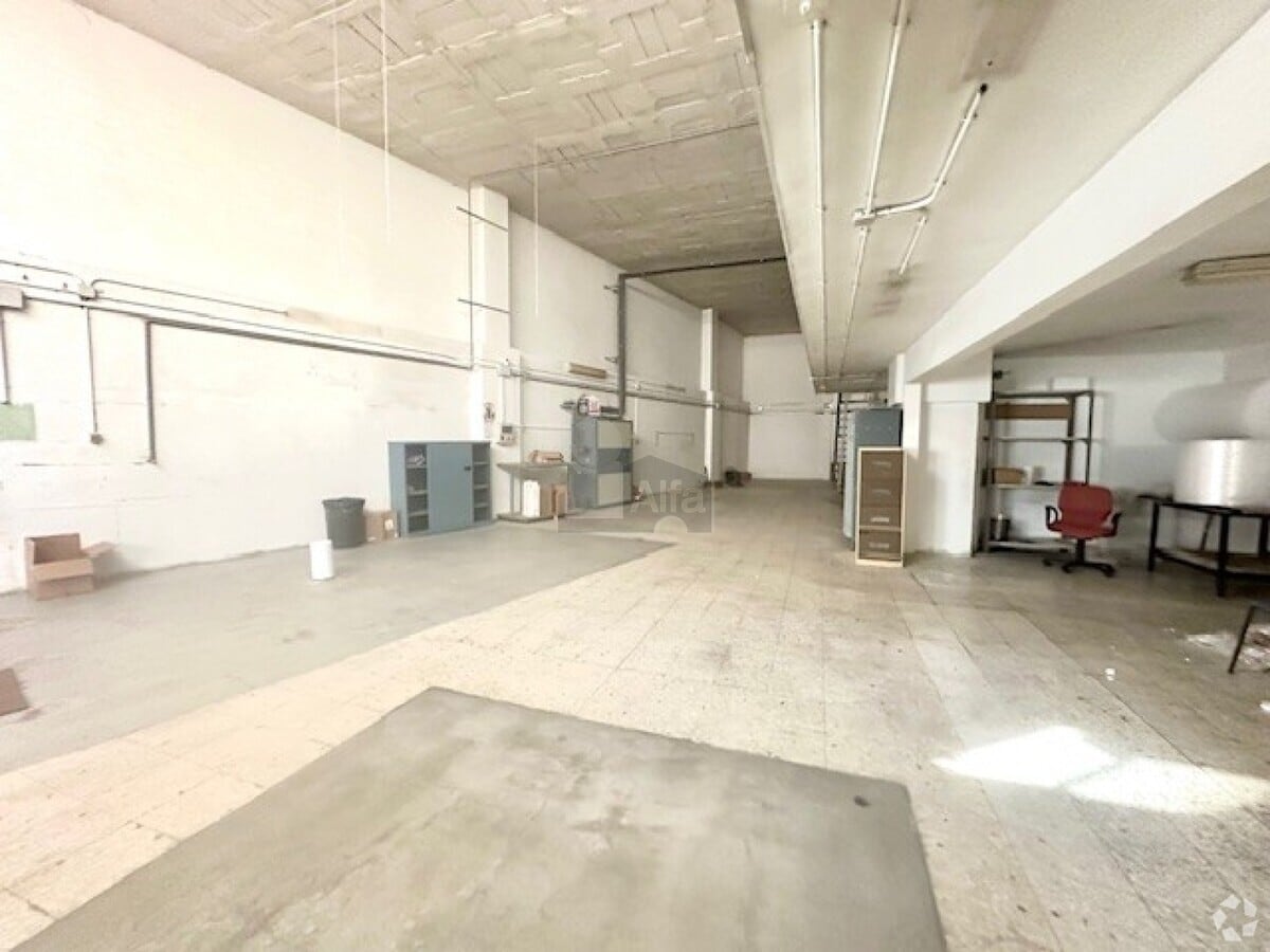 Madrid, MAD 28037 -  -  - Foto del interior - Image 1 of 6