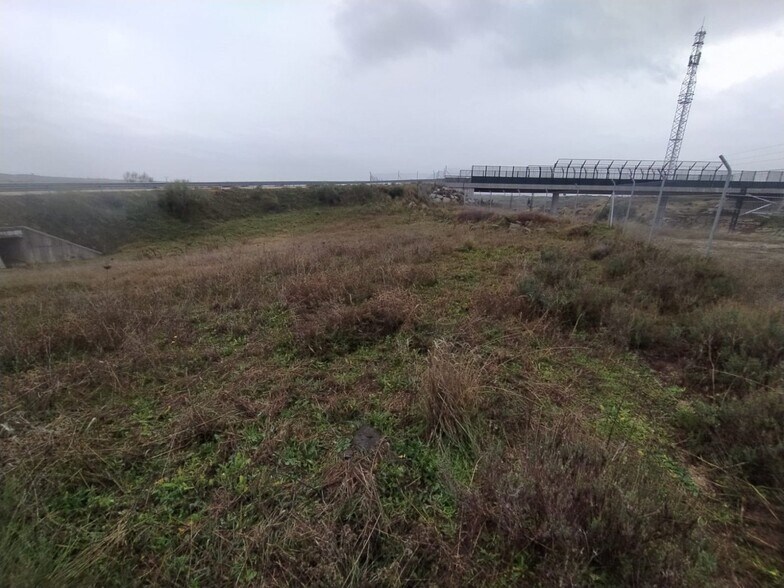 Terreno en Garrovillas de Alconétar, Cáceres en venta - Foto principal - Imagen 2 de 4