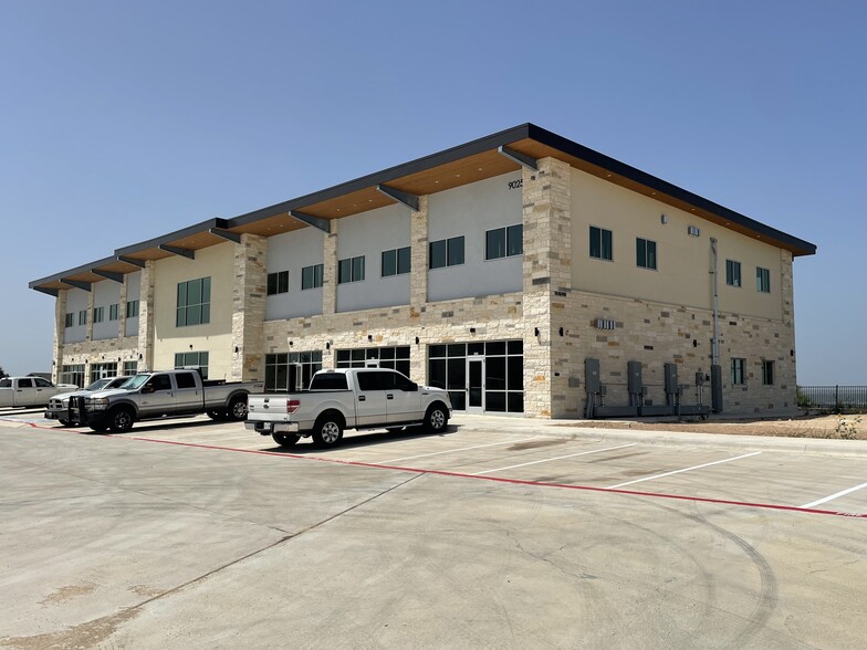 9025 W State Highway 29, Liberty Hill, TX en venta - Foto del edificio - Imagen 3 de 4