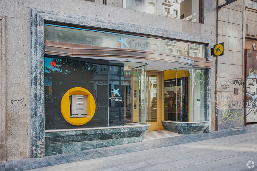 Calle Gran Vía, 62, Madrid, Madrid en alquiler - Foto del edificio - Imagen 2 de 14