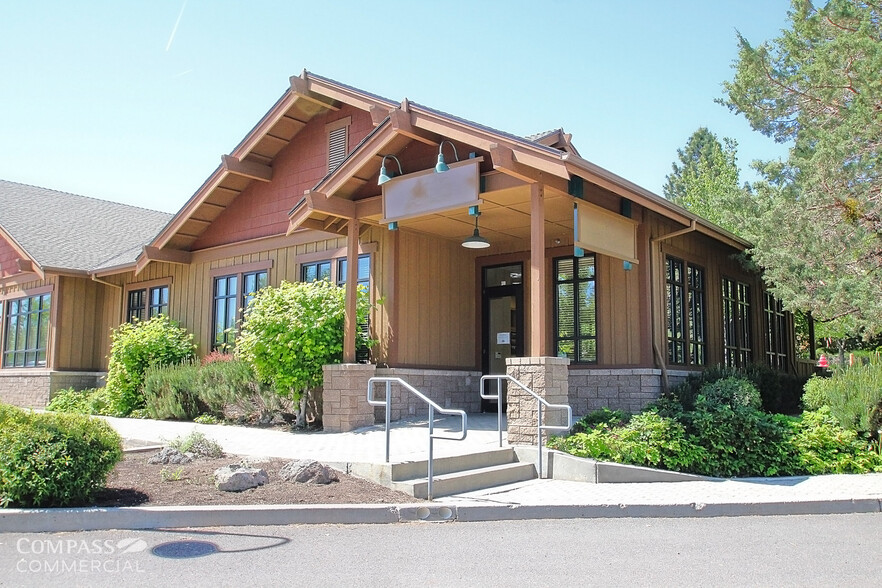 3052 NW Merchant Way, Bend, OR en alquiler - Foto del edificio - Imagen 1 de 11