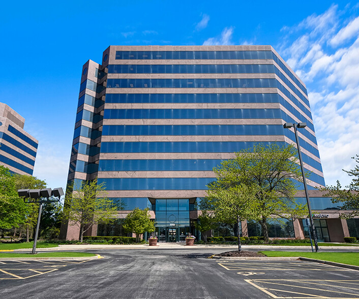 1750 E Golf Rd, Schaumburg, IL en alquiler - Foto del edificio - Imagen 1 de 10