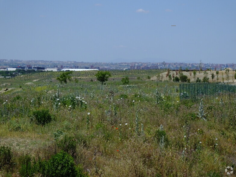 Terrenos en Madrid, MAD en venta - Foto del edificio - Imagen 2 de 6