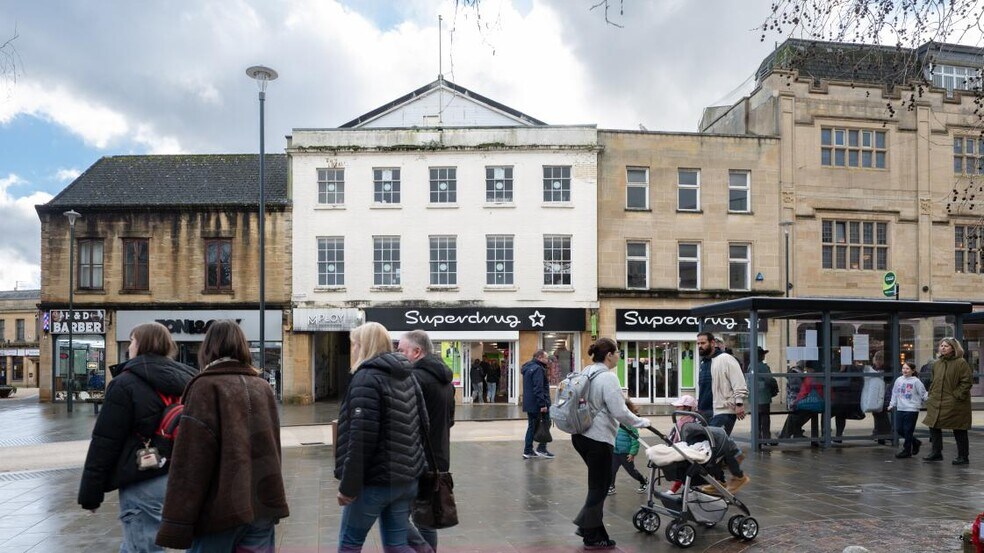 15-16 High St, Yeovil en venta - Foto del edificio - Imagen 3 de 4