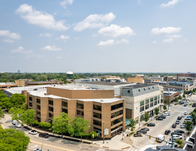 280 N Old Woodward Ave, Birmingham, MI en alquiler - Foto del edificio - Imagen 1 de 4