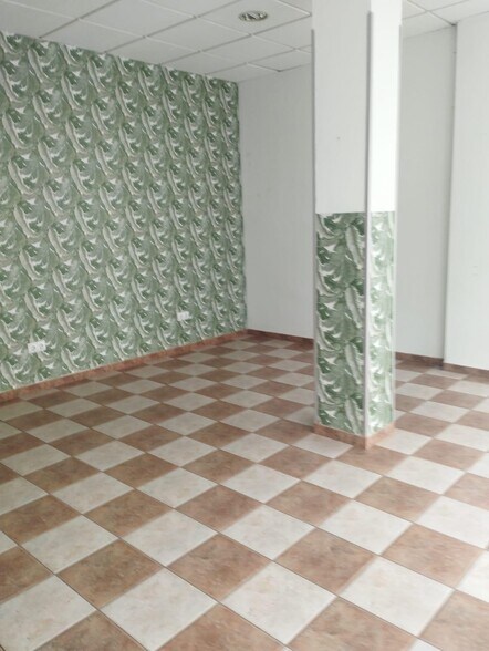 Local en Córdoba, Córdoba en alquiler - Foto del interior - Imagen 2 de 8