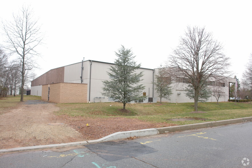 200 Campus Dr, Somerset, NJ en alquiler - Foto del edificio - Imagen 3 de 4