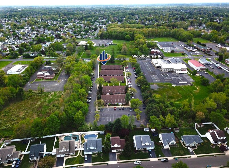 1609 Woodbourne Rd, Levittown, PA en alquiler - Vista aérea - Imagen 3 de 9