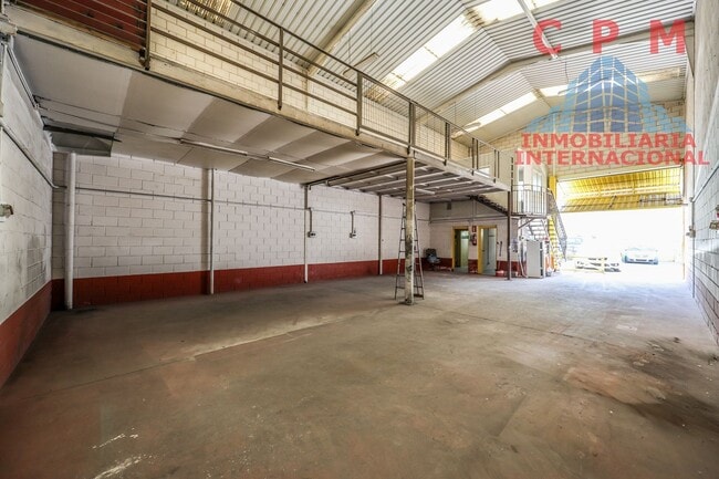Más detalles de Nave en venta