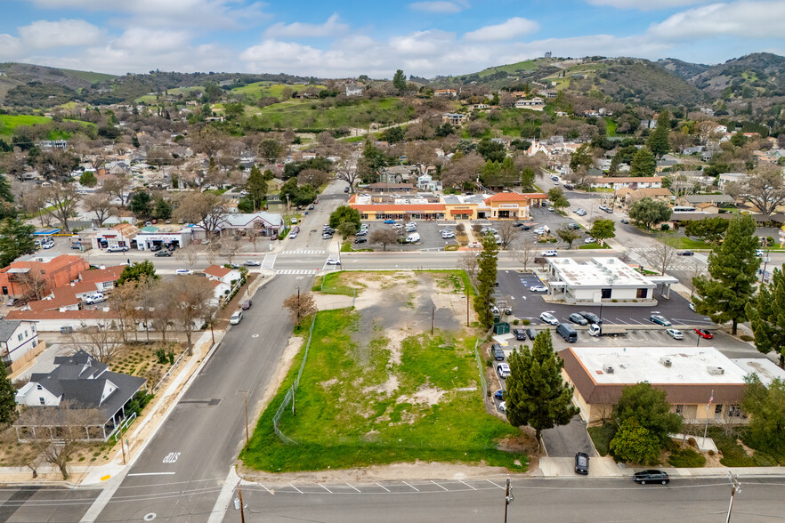 828 Spring St, Paso Robles, CA en venta - Foto del edificio - Imagen 2 de 4