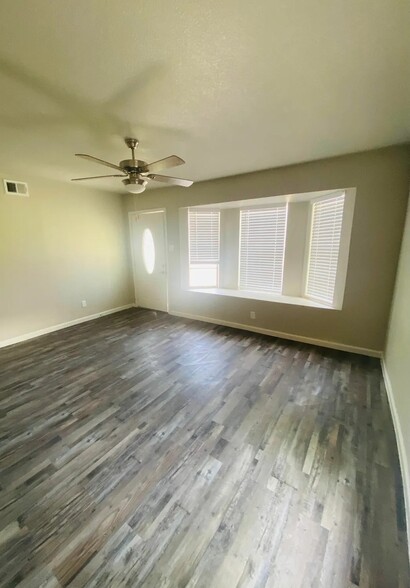 5113 Green Park Dr, Corpus Christi, TX en venta - Foto del interior - Imagen 2 de 15