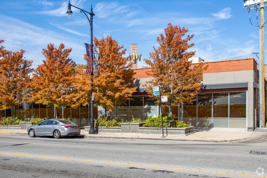 4828 W Irving Park Rd, Chicago, IL en alquiler - Foto del edificio - Imagen 3 de 7