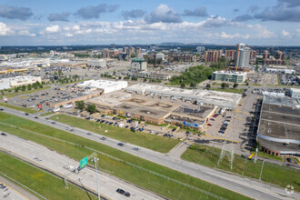 3200-3240 Aut Laval W, Laval, QC - VISTA AÉREA  vista de mapa