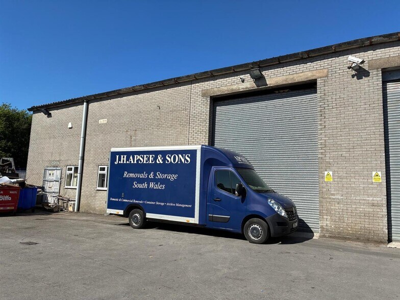 Coity Rd, Bridgend en alquiler - Foto del edificio - Imagen 2 de 3