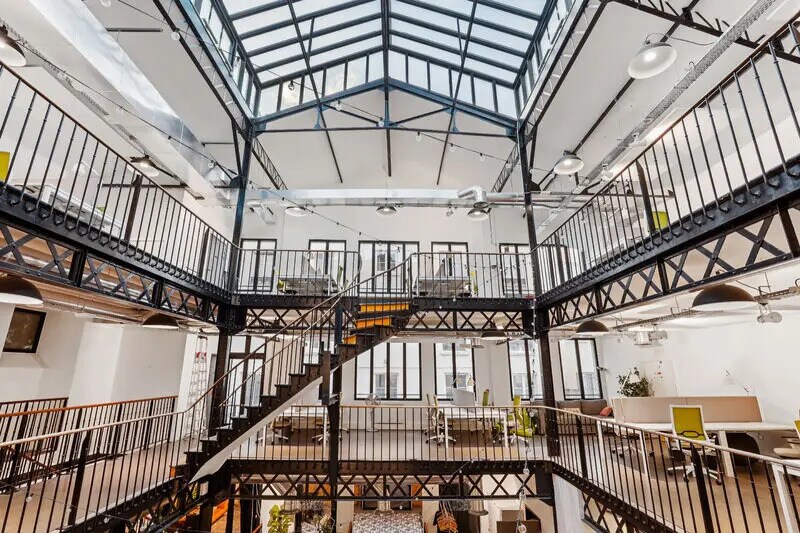 8 Rue Myrha, Paris en venta Foto del interior- Imagen 1 de 16