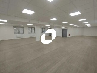 Más detalles de 7 Rue Jean Mermoz, Versailles - Oficina en alquiler