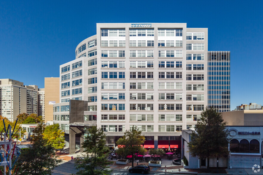 4445 Willard Ave, Chevy Chase, MD en alquiler - Foto del edificio - Imagen 2 de 14