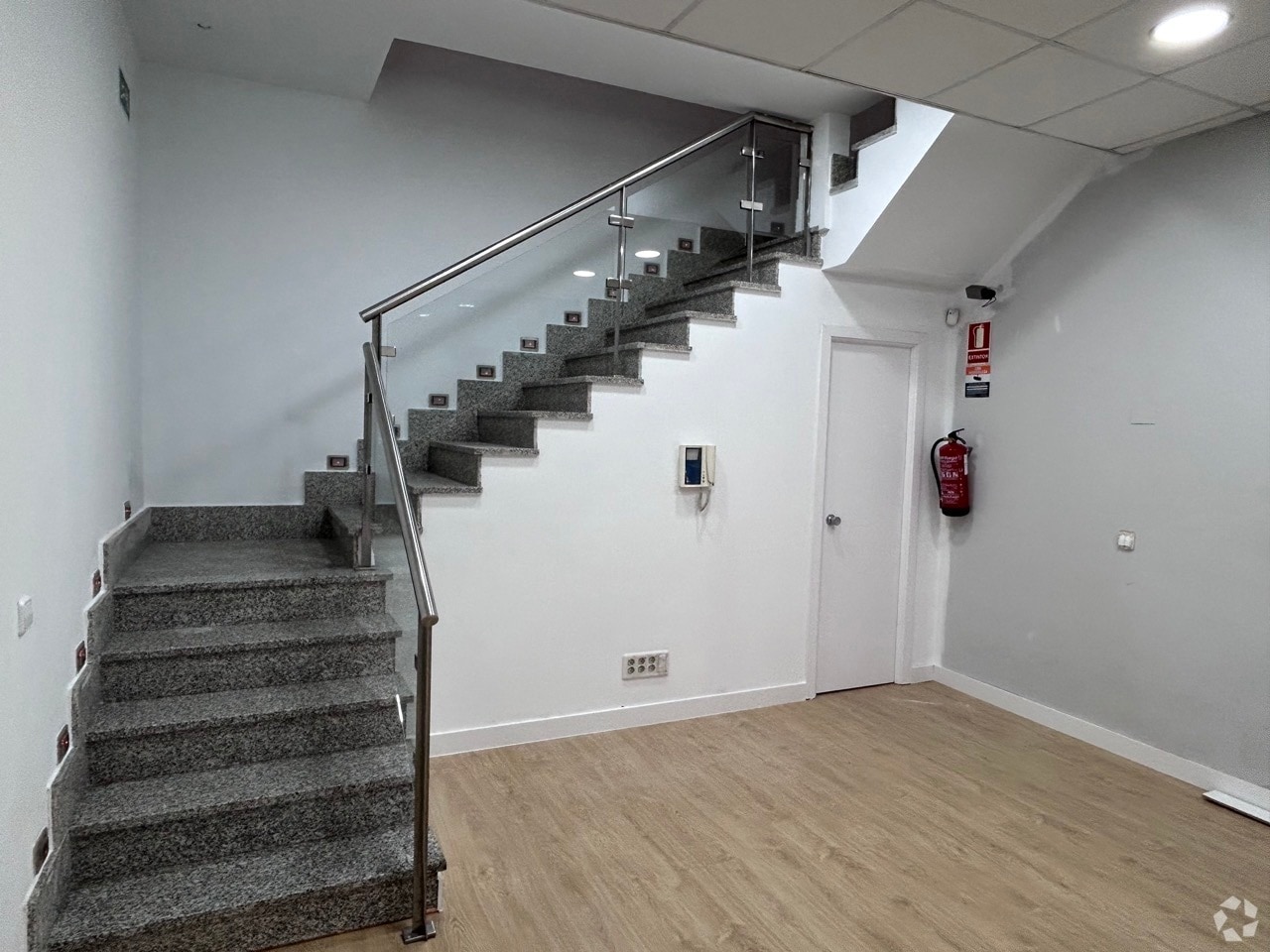 Oficina/Local en Madrid, Madrid en alquiler Foto del interior- Imagen 1 de 13