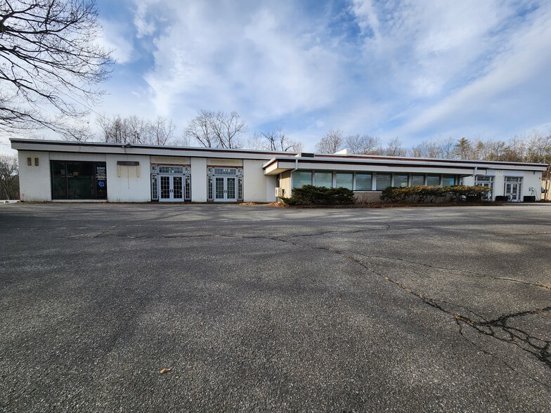 929 Route 28, Kingston, NY en venta - Foto del edificio - Imagen 2 de 15