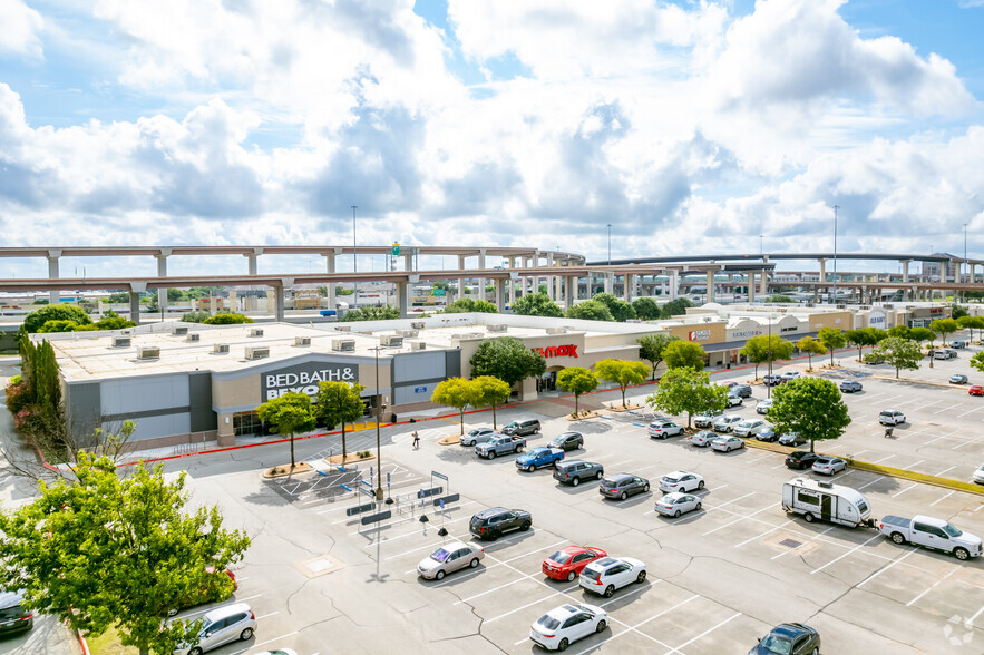 11066 Pecan Park Blvd, Cedar Park, TX en alquiler - Foto del edificio - Imagen 2 de 8