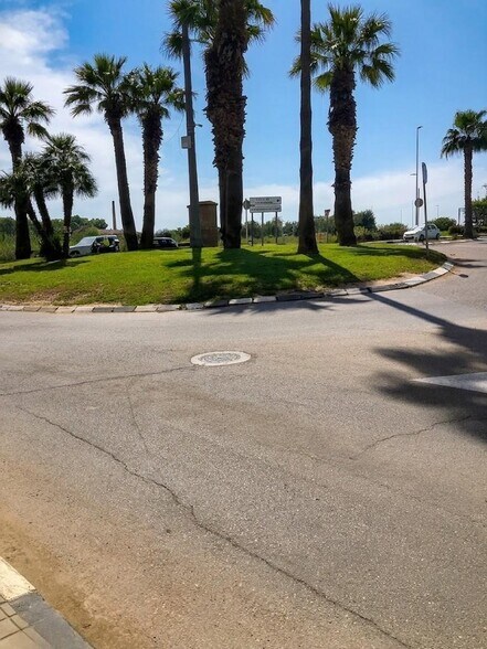 Local en Massanassa, Valencia en venta - Foto del edificio - Imagen 2 de 13