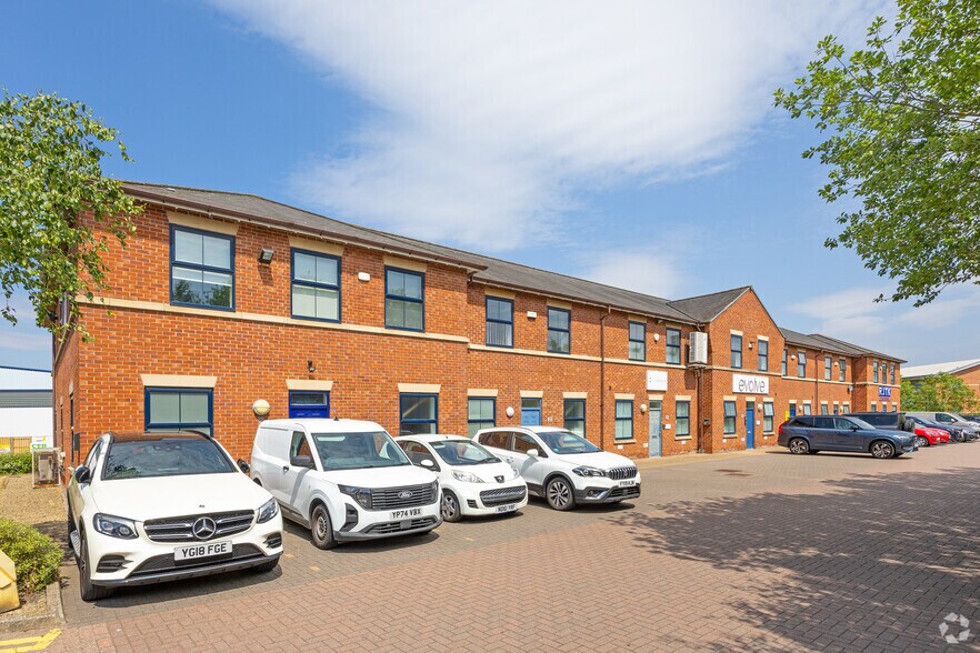 Calder Park, Wakefield en venta - Foto del edificio - Imagen 1 de 8