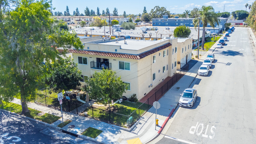 5101 Lindsey Ave & 9148 Verner St, Pico Rivera, CA en venta - Foto del edificio - Imagen 1 de 50