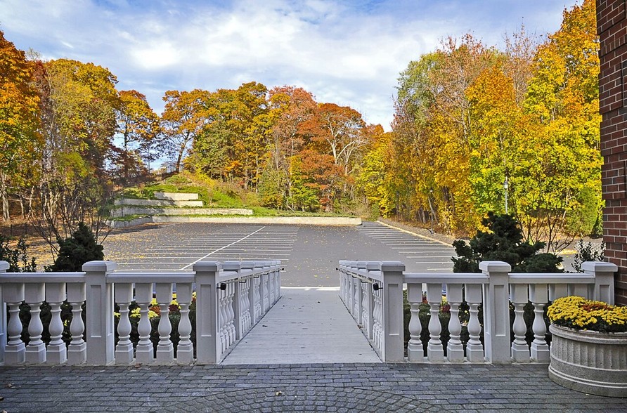 285 Middle Country Rd, Smithtown, NY en alquiler - Foto del edificio - Imagen 3 de 14