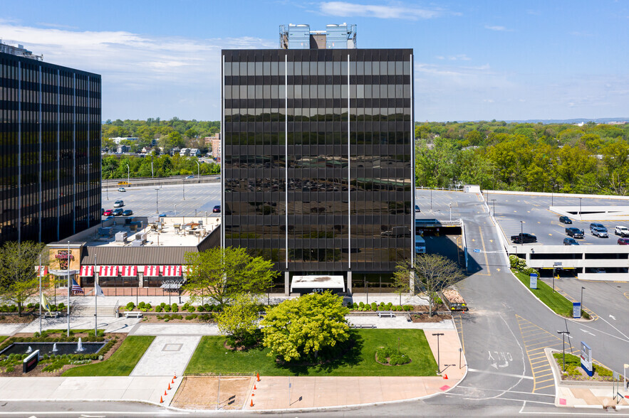 411 Hackensack Ave, Hackensack, NJ en alquiler - Foto del edificio - Imagen 3 de 13