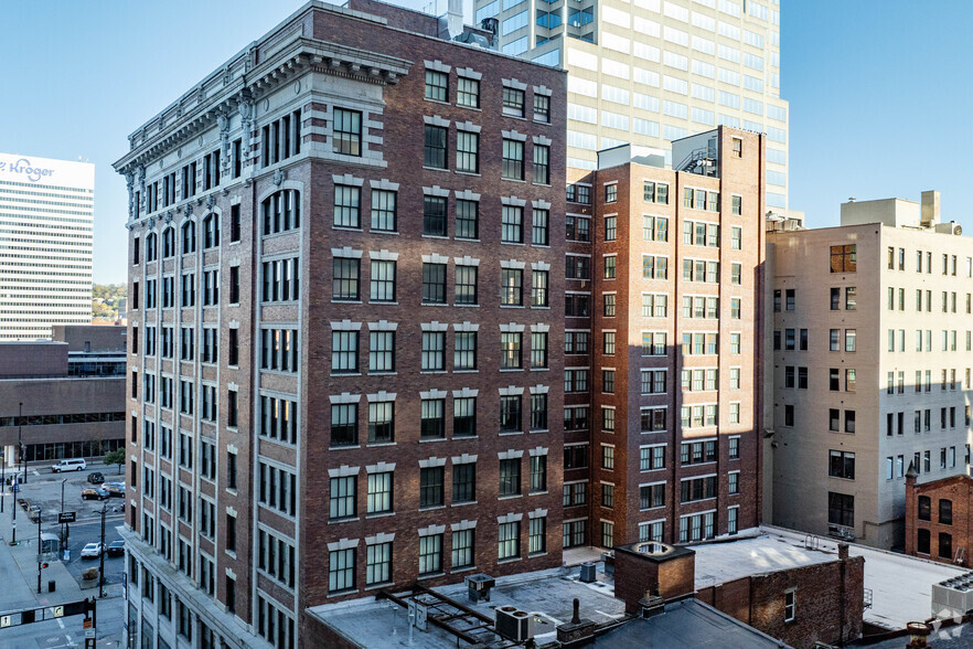 642 Vine St, Cincinnati, OH en alquiler - Foto del edificio - Imagen 3 de 24