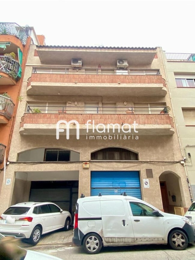 Más detalles de Edificio residencial​ en venta