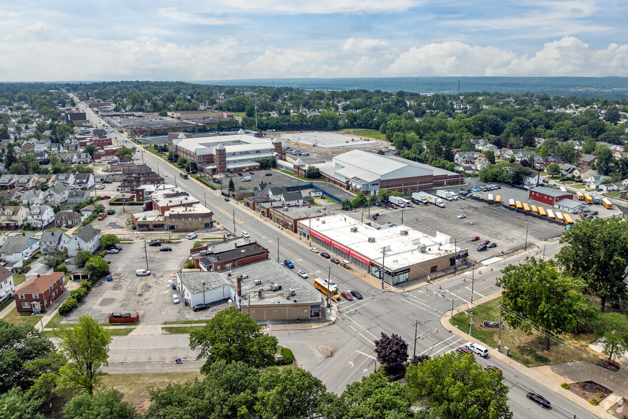 4790-4802 Turney Rd, Garfield Heights, OH en alquiler Foto del edificio- Imagen 1 de 11