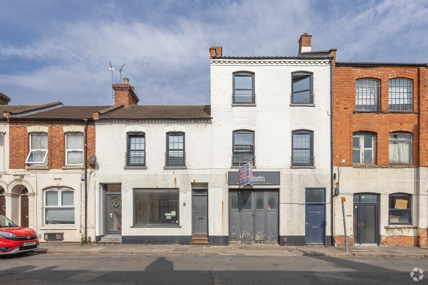 75-77 Overstone Rd, Northampton en venta - Foto del edificio - Imagen 3 de 3
