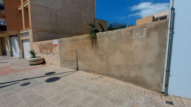 Más detalles de de Manolo Escobar, el Ejido Norte, 5, Almería - Terreno en venta