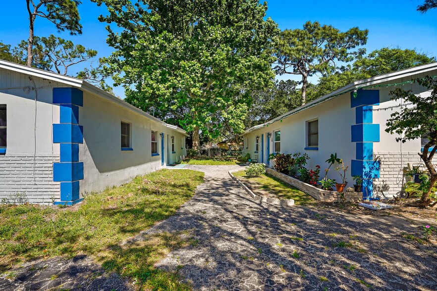 15197 Westminister Ave, Clearwater, FL en venta - Foto principal - Imagen 1 de 3