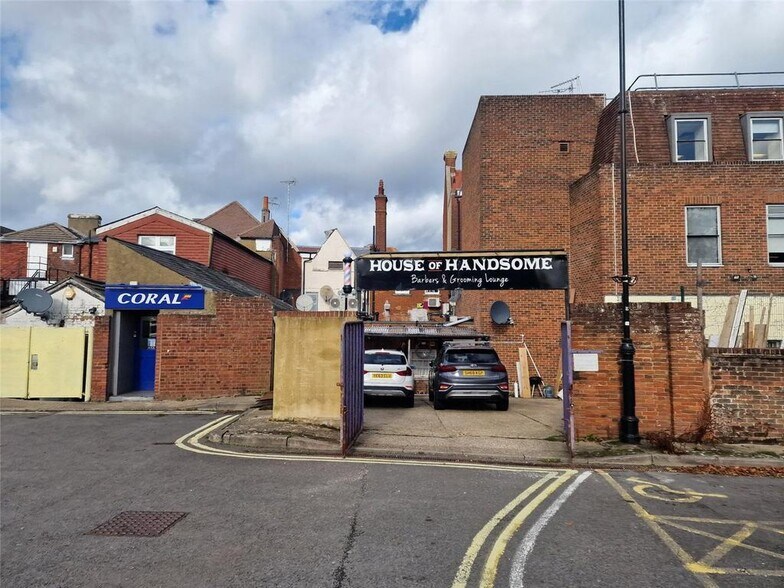 9 Market Pl, Basingstoke en venta - Foto del edificio - Imagen 3 de 7