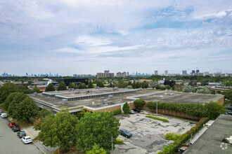 32 Cranfield Rd, Toronto, ON - VISTA AÉREA  vista de mapa - Image1