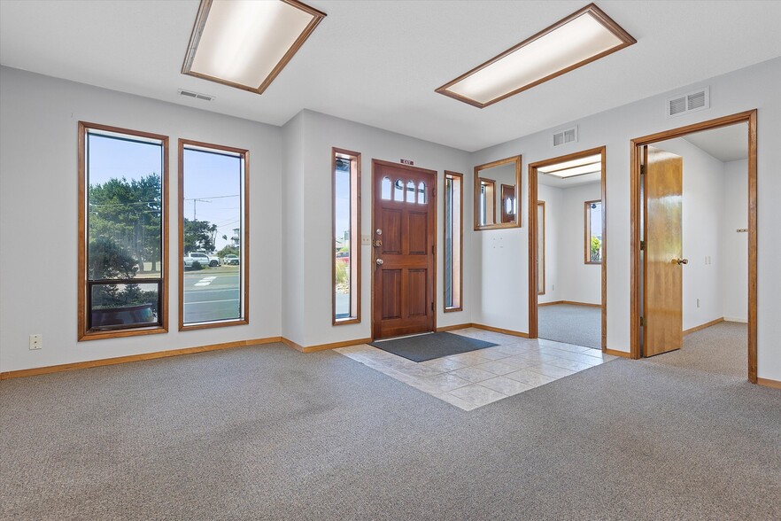 1140 NE Highway 101, Lincoln City, OR en venta - Foto del edificio - Imagen 3 de 26