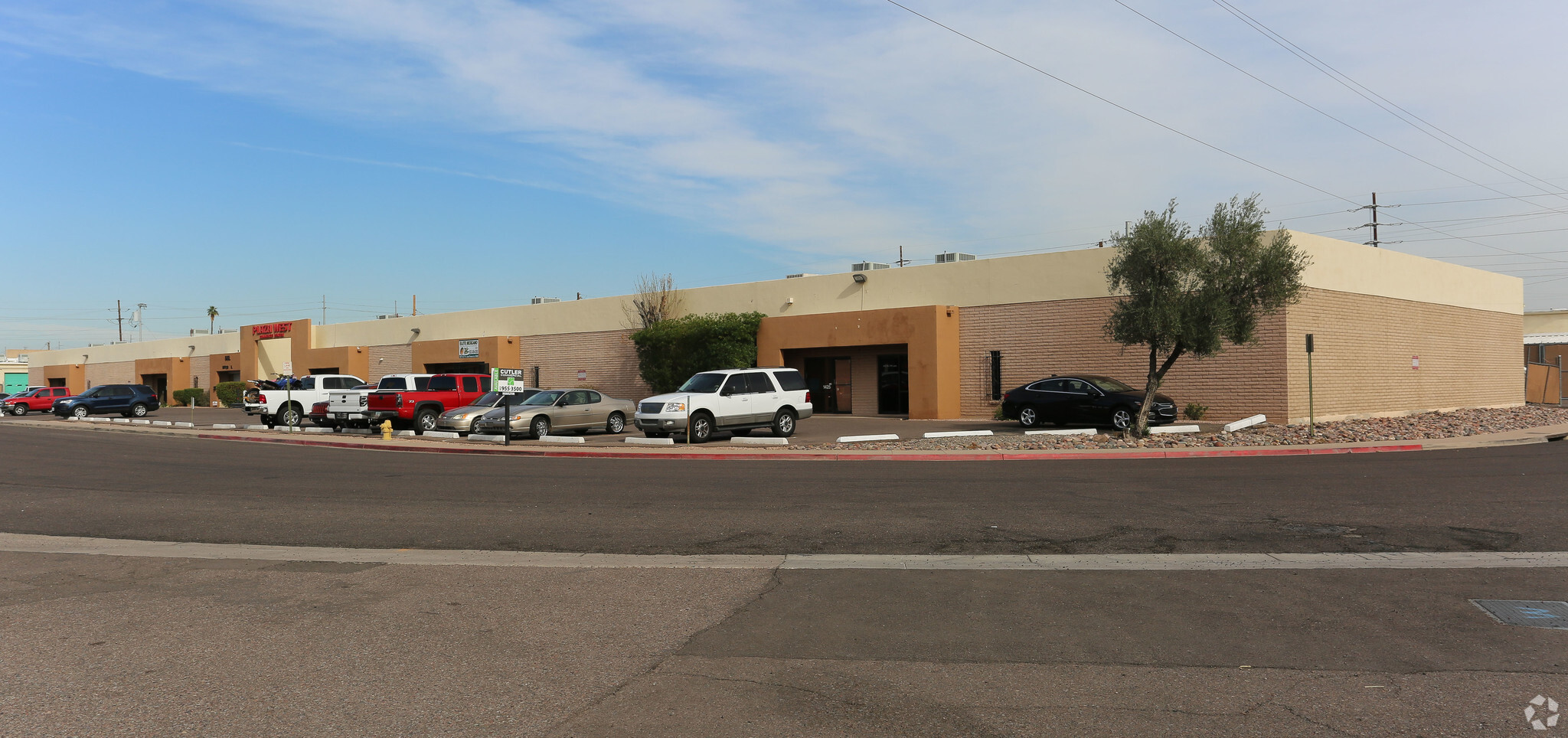 2829-2847 W McDowell Rd, Phoenix, AZ en alquiler Foto principal- Imagen 1 de 5