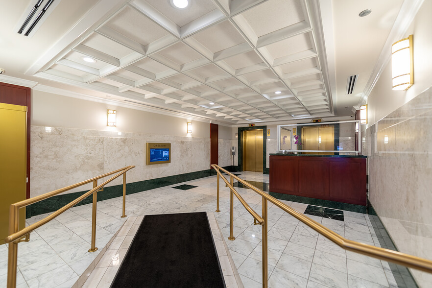 177-191 N State St, Chicago, IL en alquiler - Lobby - Imagen 2 de 4