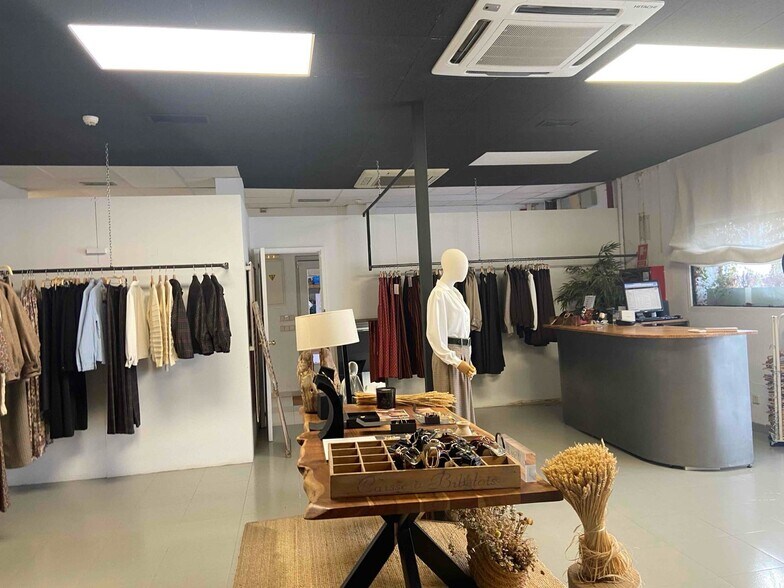 Nave en Alcobendas, Madrid en alquiler - Foto del edificio - Imagen 1 de 11