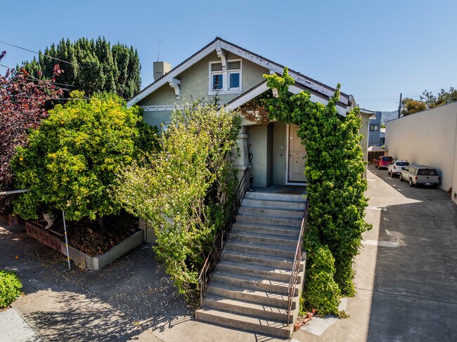 Más detalles de 5476 Vicente Way, Oakland, CA - Edificio residencial en venta