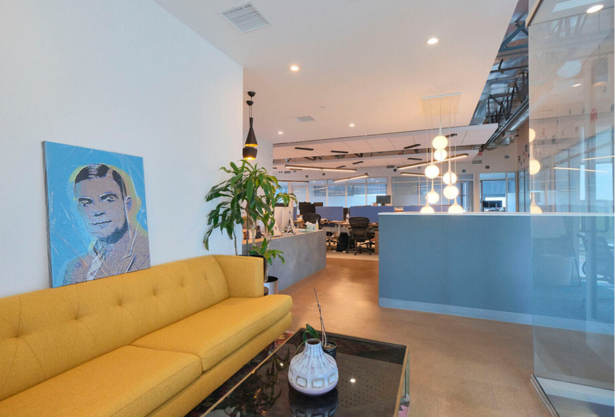 855 Douglas St, El Segundo, CA en alquiler - Lobby - Imagen 1 de 38