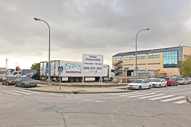 Más detalles de Calle Herramientas, 5, Leganés - Terreno en alquiler