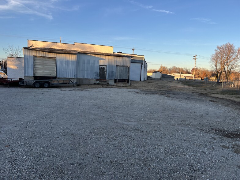 310 N Oak St, Mcpherson, KS en venta - Foto del edificio - Imagen 2 de 12