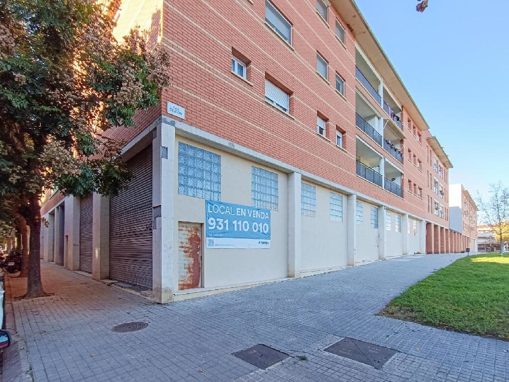 Carrer de Carmen Amaya, 7, La Llagosta, BAR 08120 -  -  - Foto del interior - Image 1 of 10