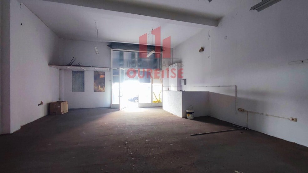 Local en Ourense en venta - Foto del edificio - Imagen 2 de 12